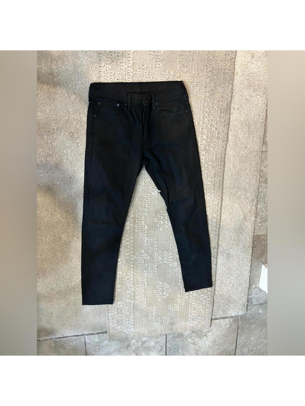Men’s Levi’s 512 Jeans - 33 x 32 Black Like New! - Picture 3 of 4